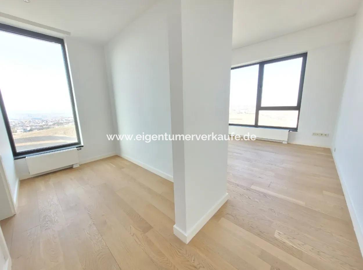 Kiracısız İncek Loft Satılık  5.5+1  Göl Manzaralı 20.Kat Daire