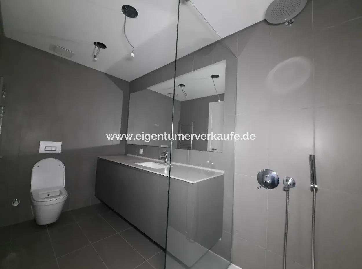 İncek Loft Satılık 5+1 Peyzaj Manzaralı 2.Kat Daire
