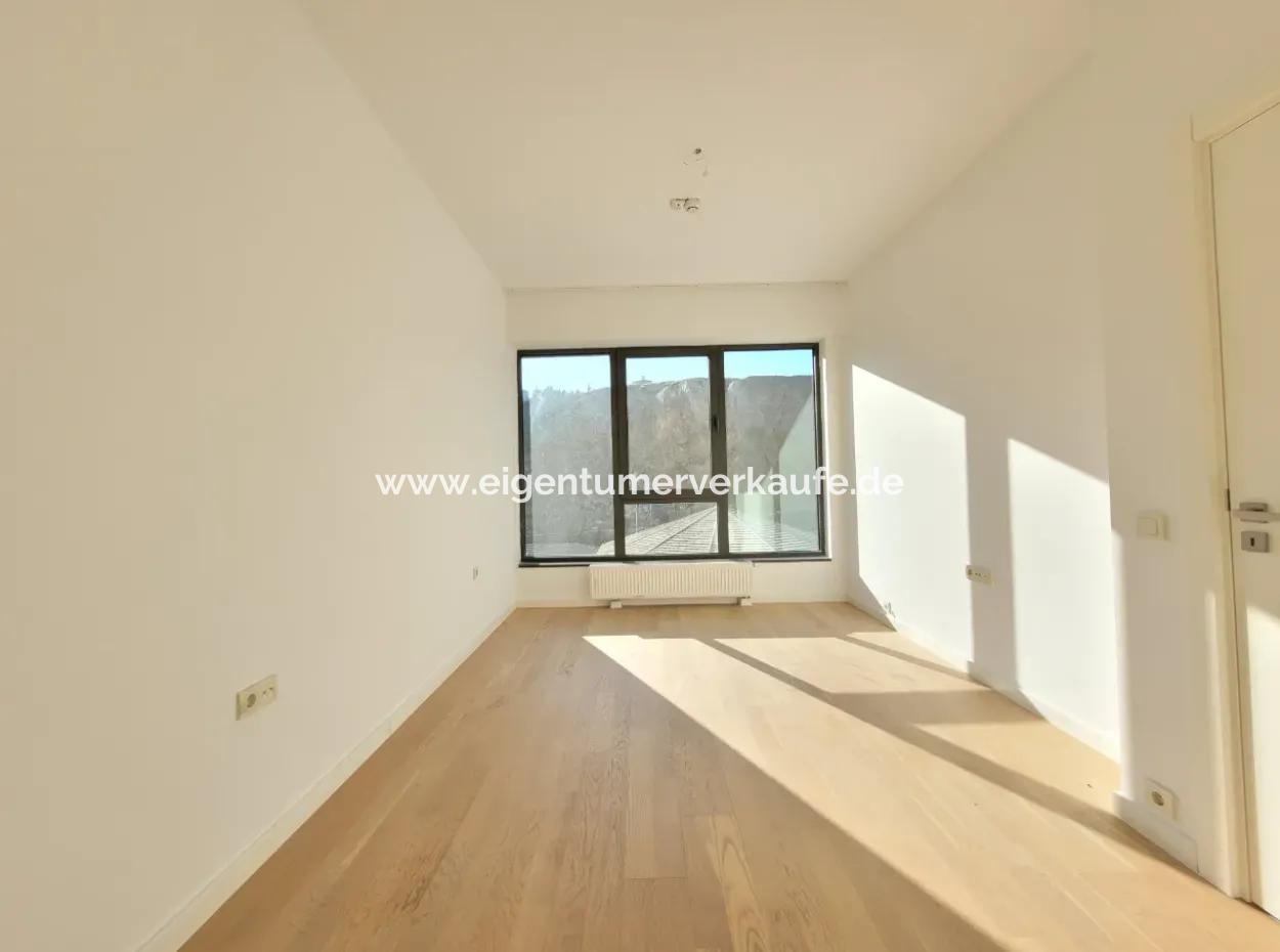 Kiracısız İncek Loft Satılık  2+1 Bahçe Dubleks Şehir Manzaralı Daire