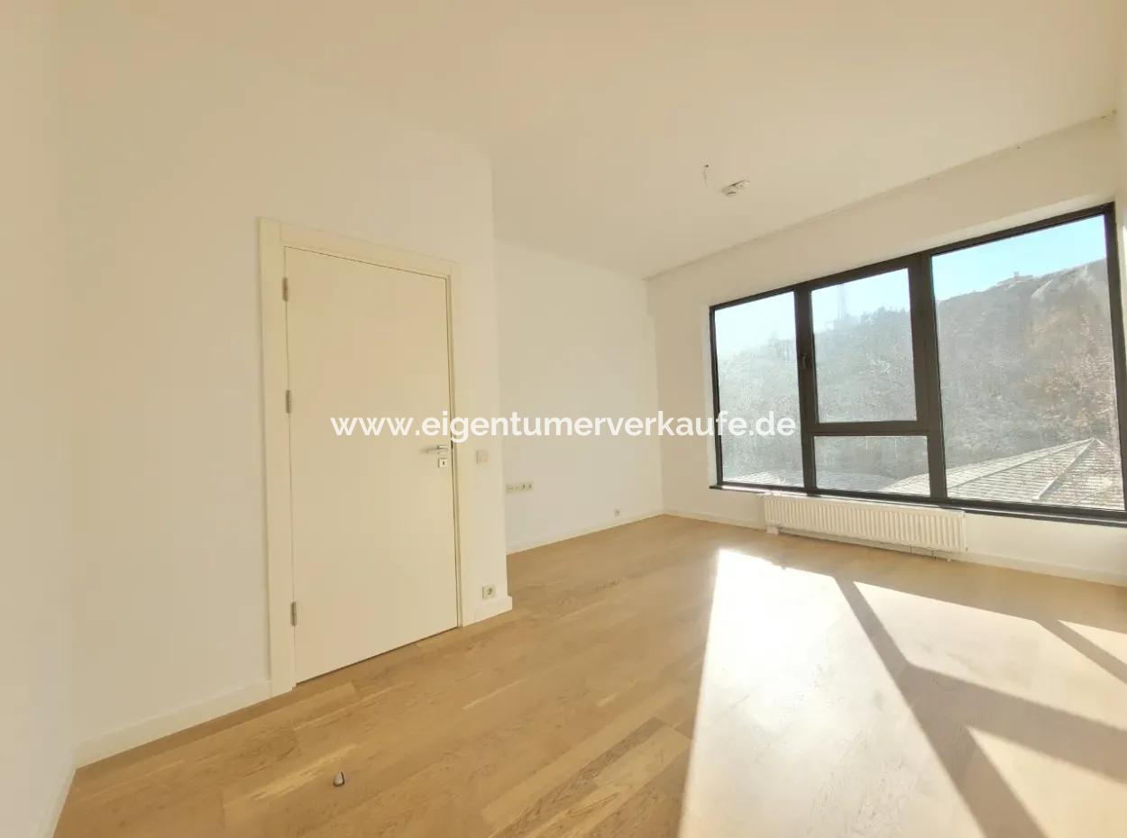 Kiracısız İncek Loft Satılık  2+1 Bahçe Dubleks Şehir Manzaralı Daire