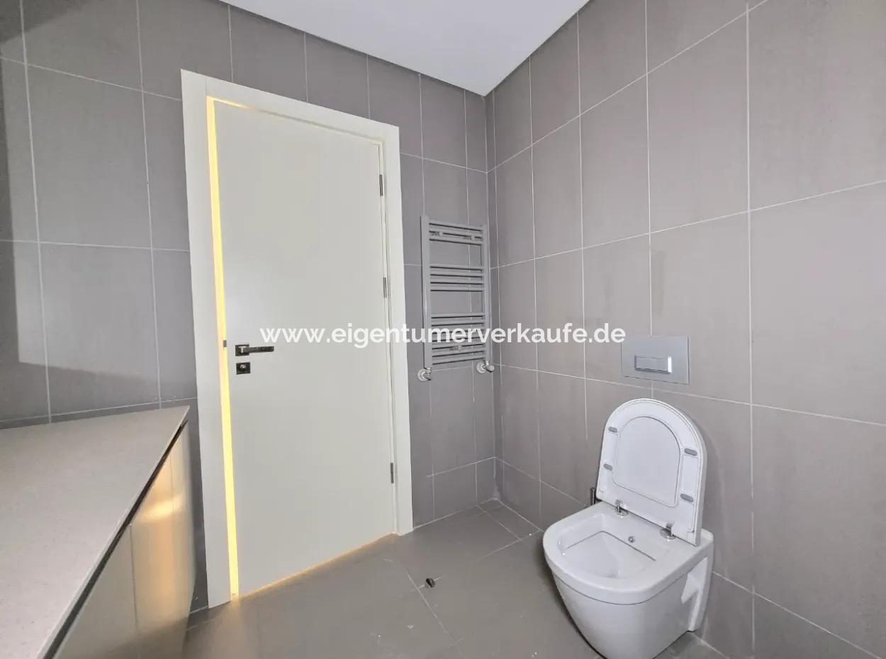 Boş Faturalı İncek Loft Satılık  2+1 Bahçe Dubleks Şehir Manzaralı Daire