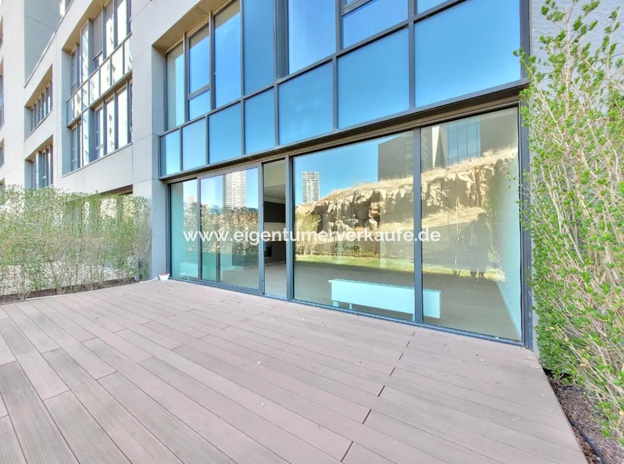 Kiracısız İncek Loft Satılık  2+1 Bahçe Dubleks Şehir Manzaralı Daire