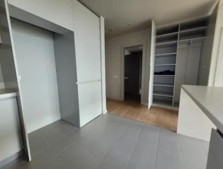 İncek Loft Kiralık  1+1 Şehir Manzaralı 10.Kat Daire