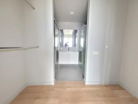 İncek Loft Kiralık  1+1 Şehir Manzaralı 10.Kat Daire