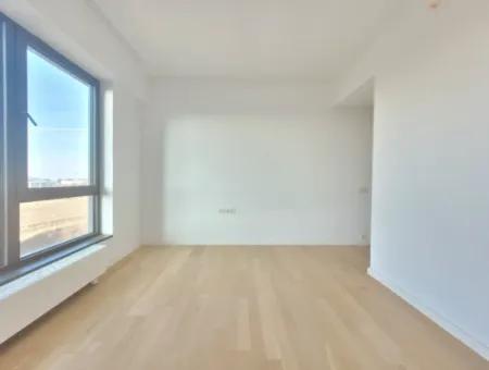 Boş İncek Loft Satılk 3+1 Şehir Manzaralı 10.Kat Daire