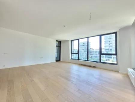 İncek Loft Satılık  3.5+1 140 M² 3.Kat Peyzaj Cephe Daire