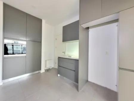 İncek Loft Satılık  3.5+1 140 M² 3.Kat Peyzaj Cephe Daire