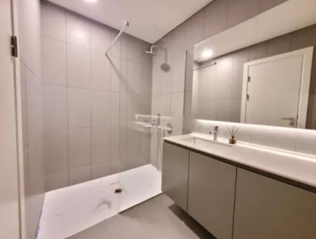 İncek Loft Satılık Teraslı  3+1 Şehir Manzaralı 3.Kat Daire