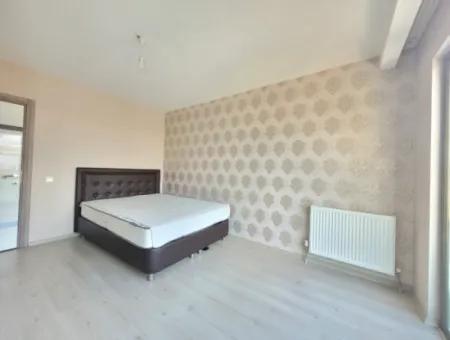 Boş İncek Tek Yapı Venüs Rezidans Eşyalı Kiralı 1+1 Daire Ofis Kızılcaşar Gölbaşı Ankara