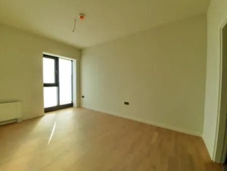 Boş Beytepe İncek Bulvar Loft Satılık 2+1 68 M² 16.Kat Bulvar Cephe Daire