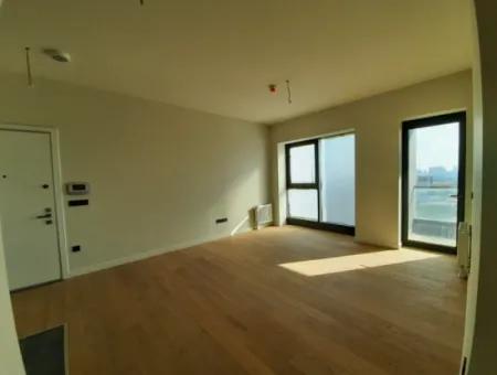 Boş Beytepe İncek Bulvar Loft Satılık 2+1 68 M² 16.Kat Bulvar Cephe Daire