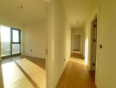 Beytepe İncek Bulvar Loft Satılık 3+1 130 M² 16.Kat Çayyolu Manzaralı Daire