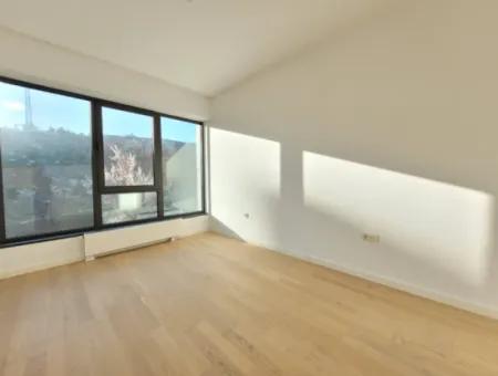 Boş Faturalı İncek Loft Satılık  2+1 Bahçe Dubleks Şehir Manzaralı Daire